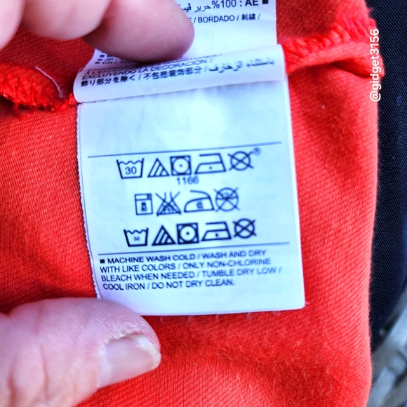 EUC  ORANGE SLEEVELESS BLOUSE TUCK PLEATS ON FRONT BY OLD NAVY - SIZE MEDIUM - Picture 7 of 7